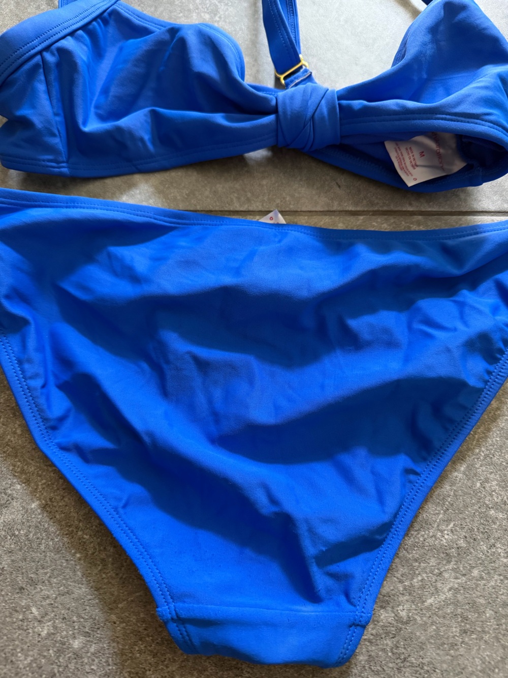 Blue bikini - Picture 9 of 10